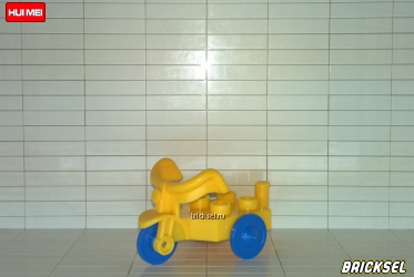 Велосипед желтый с синими колесами