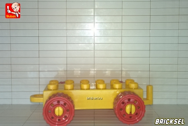 Колесная база 2х6 с красными колесами и протектором желтая