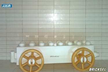 Каретная колесная база 2х8 белая с золотыми колесами