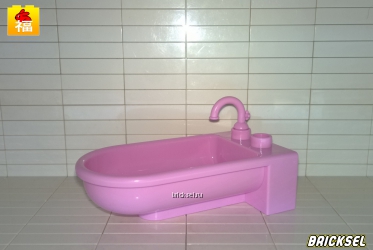 Ванна розовая с краном