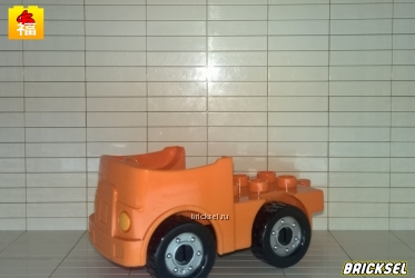 Маневровый грузовик оранжевый