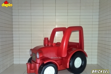 Трактор красный
